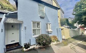 Lily Cottage - Chic Yet Traditional With Lovely Garden Space